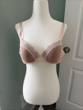 Sheer Blush Lace Underwire Bra with Scalloped Trim